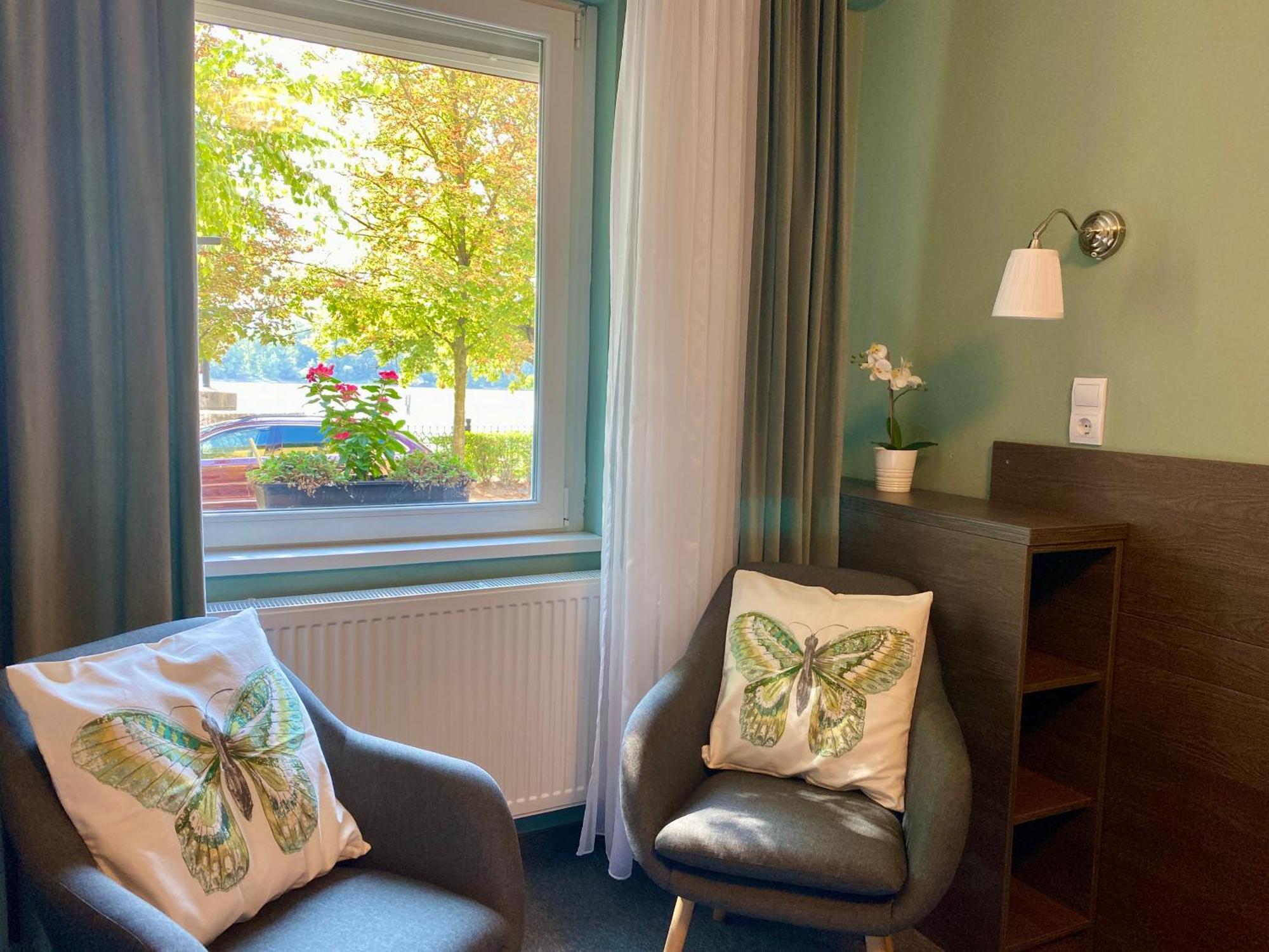 Bellevue Vendeghaz 2 Hotel Vac Bagian luar foto