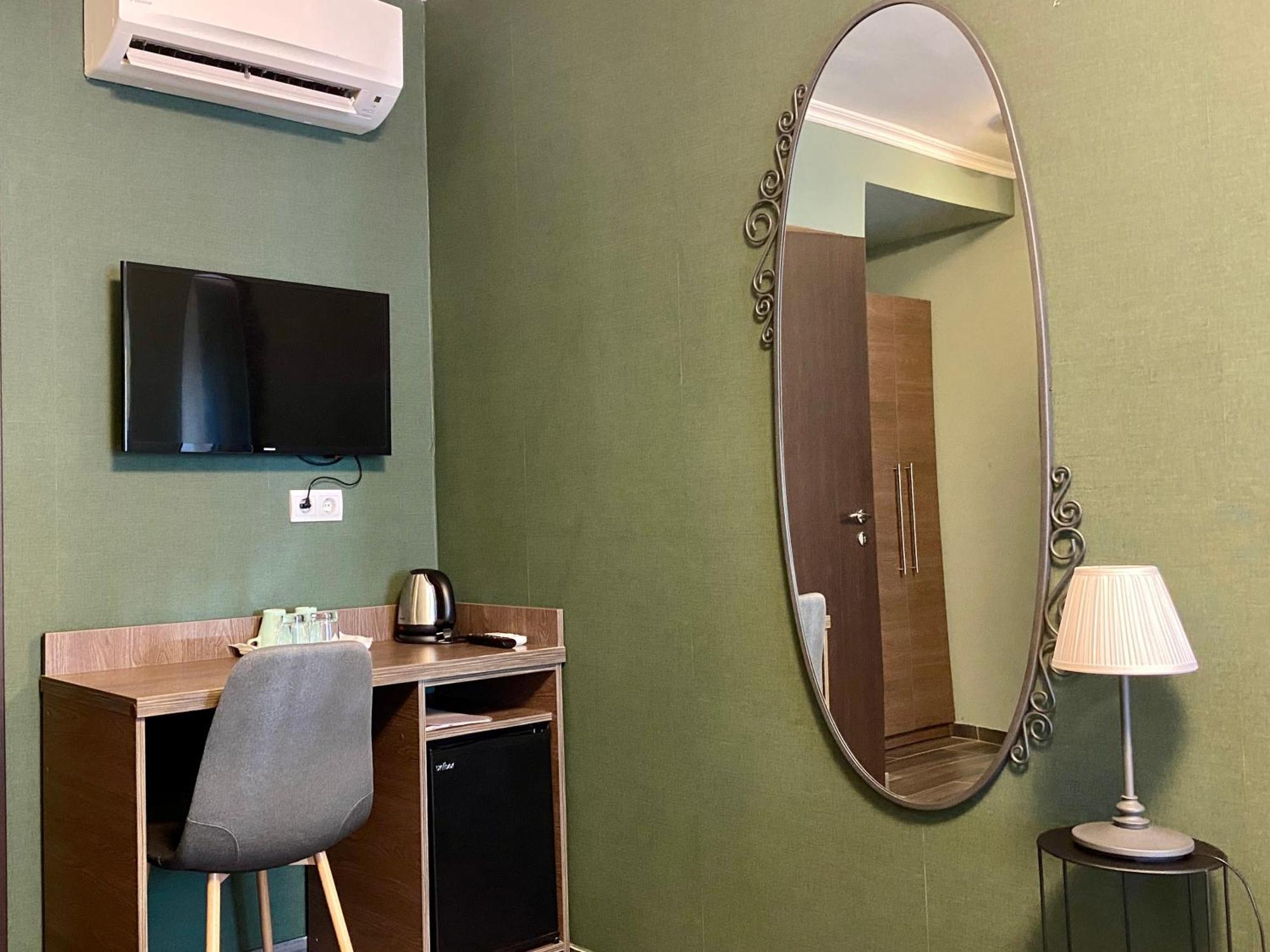 Bellevue Vendeghaz 2 Hotel Vac Bagian luar foto