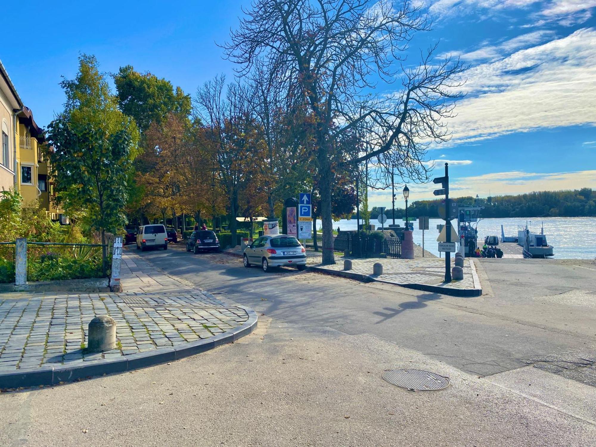 Bellevue Vendeghaz 2 Hotel Vac Bagian luar foto